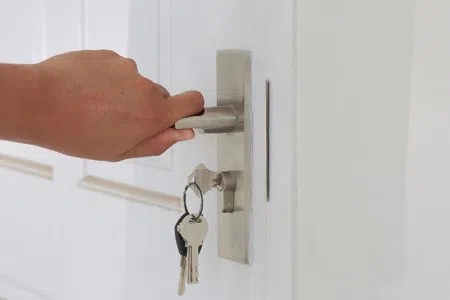 Expert Locksmith Services Dedham, MA 781-203-8026